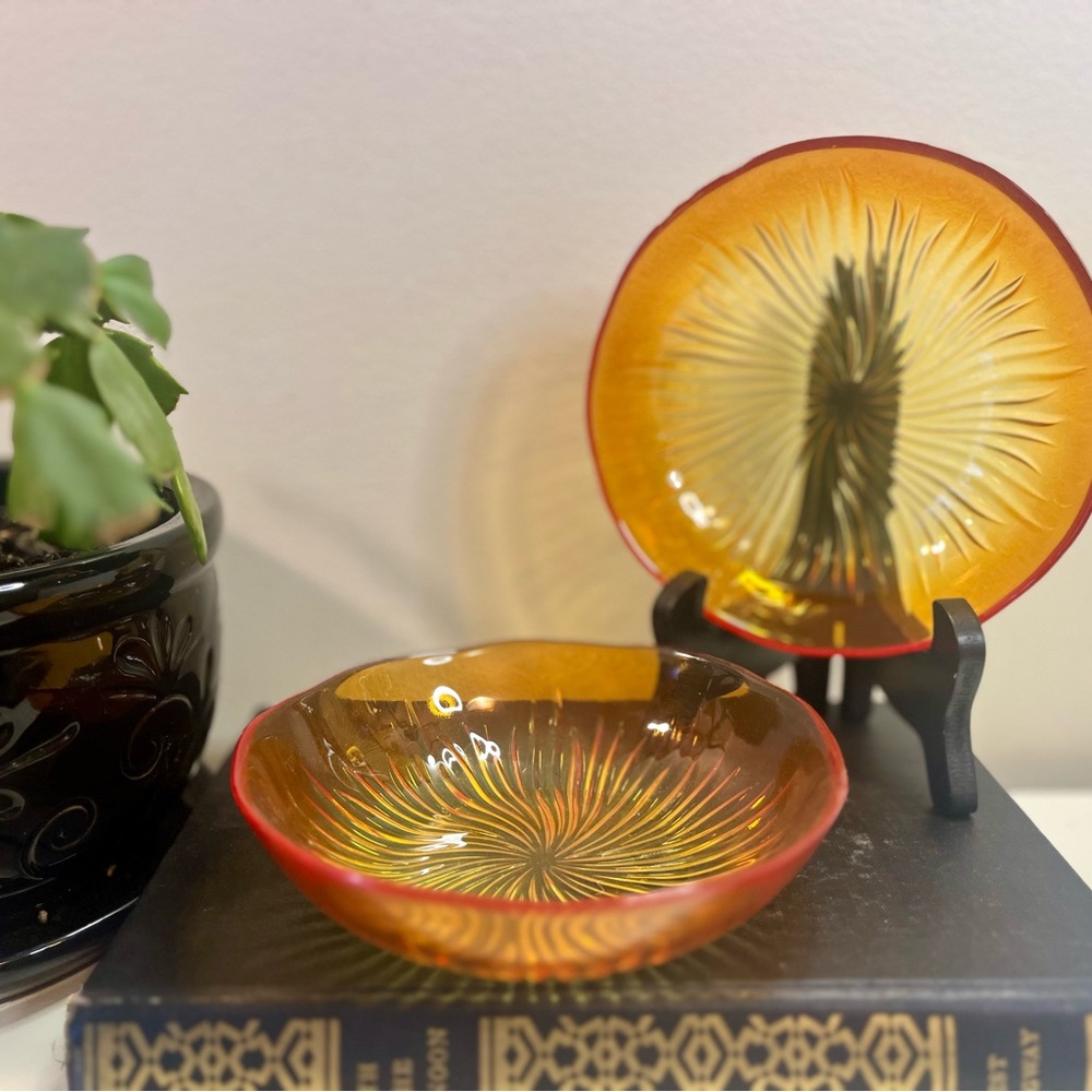 Vintage Amberina Shallow Bowls Starburst/Flame Pattern - Vintage Replacement Bow